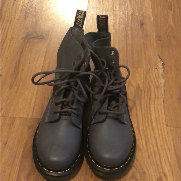 Shoes - Doc Martin Boots